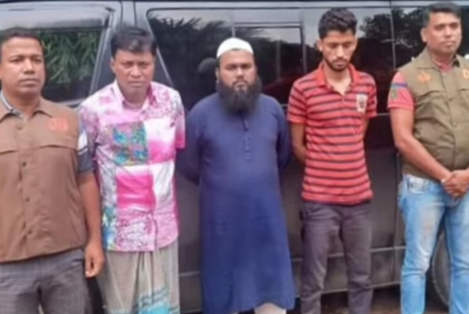 বেনাপোলে স্বর্ণ লুটের ঘটনায় খুন, আটক ৫