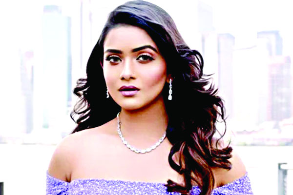 তানজিন তিশার দুঃসাহস!