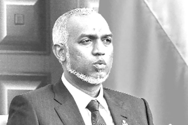 সেনা ফিরিয়ে নিন