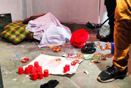 ডেমরায় ১৫ তাজা ককটেল উদ্ধার, গ্রেফতার ২