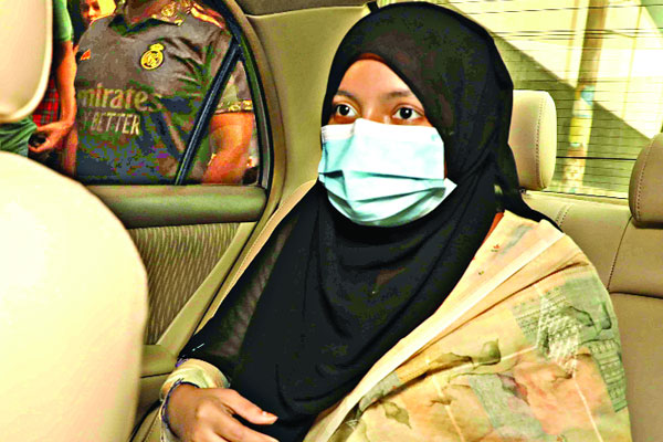 কারাগার থেকে বেরিয়েই পরীক্ষার হলে খাদিজা