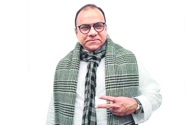  গোটা ফিল্মই এখন সংকটে