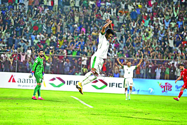 ফিরেই নায়ক মোরসালিন
