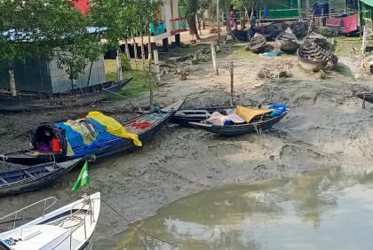 সুন্দরবনে রেঞ্জে হামলা, আটক ১৯ জেলেকে ছিনিয়ে নেয়া হল