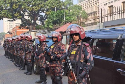 সারা দেশে ২৩৩ প্লাটুন বিজিবি মোতায়েন