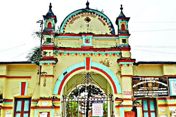 ১২৪ বছরে কুমিল্লা ভিক্টোরিয়া কলেজ