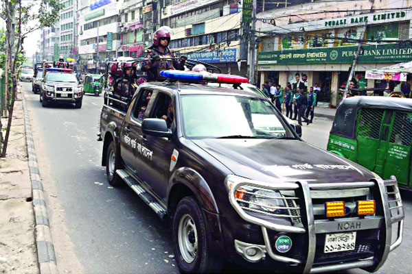 আইনশৃঙ্খলা পরিস্থিতি স্বাভাবিক রাখতে রাজধানীতে বিজিবি
