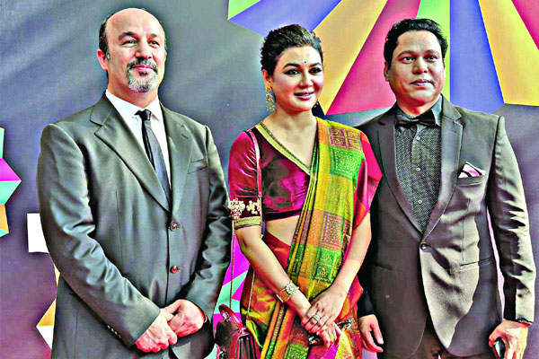 গোয়া চলচ্চিত্র উৎসবে অভ্যর্থনা পেল ‘ফেরেশতে’