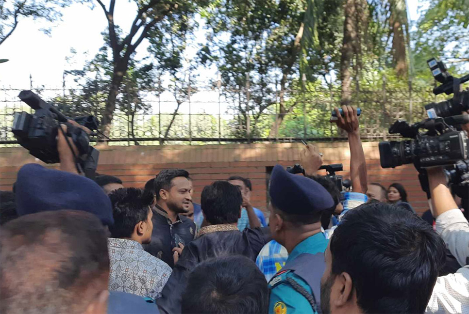 গণভবনে সাকিব আল হাসান

