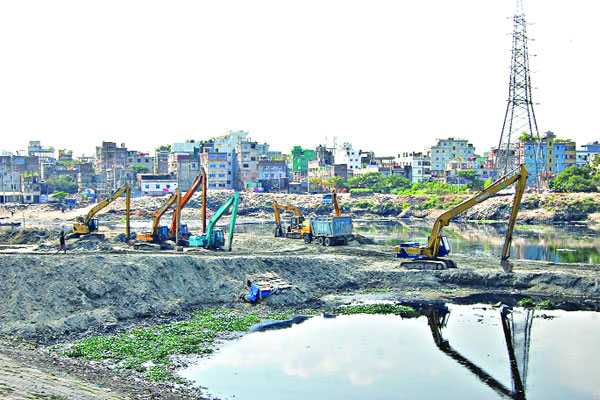 চলছে আদি চ্যানেল উদ্ধারের কাজ