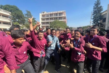 সাফল্য ধরে রেখেছে নরসিংদীর আবদুল কাদির মোল্লা সিটি কলেজ