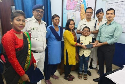 এক বছর পর চুরি হওয়া ফোন উদ্ধার করে দিল পশ্চিমবঙ্গ পুলিশ!