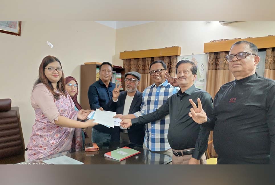 ফেনী-১ আসনে মনোনয়ন ফরম সংগ্রহ করলেন আলাউদ্দিন চৌধুরী নাসিম