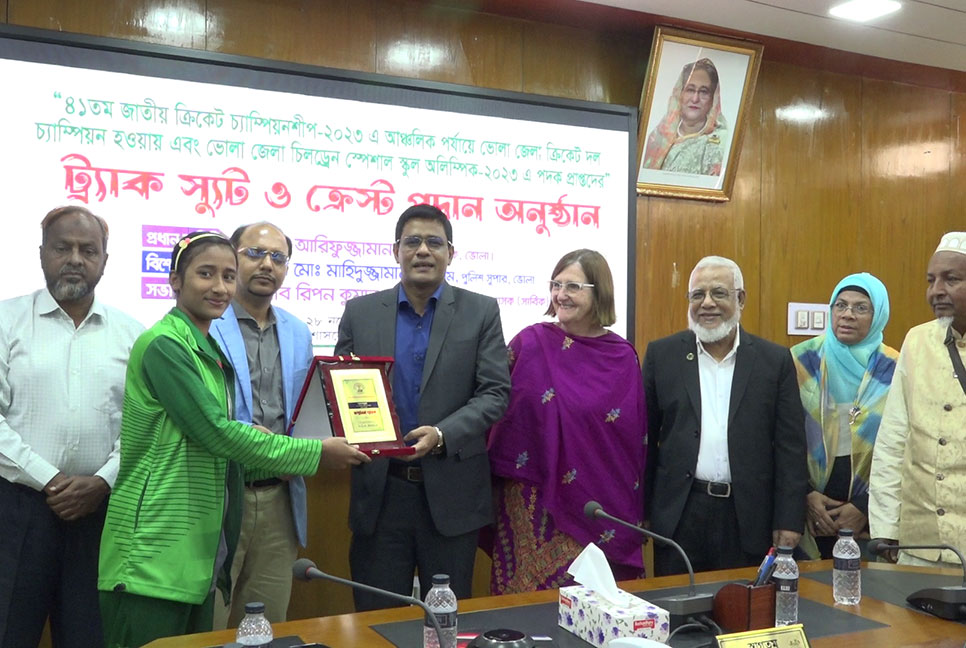 বার্লিন অলিম্পিকে পদকপ্রাপ্ত ভোলার পাঁচ খেলোয়াড়কে সংবর্ধনা 