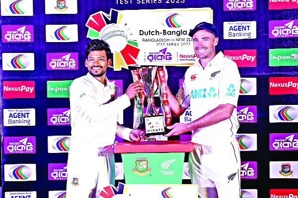 ঘরের মাঠের সুযোগ নেবেন নাজমুলরা