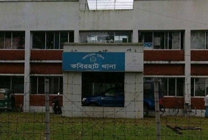 হাঁসে ধান খাওয়াকে কেন্দ্র করে নারীকে পিটিয়ে হত্যা