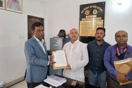 কল্যাণ পার্টির প্রার্থী হিসেবে ঢাকা-১৮ আসন থেকে মনোনয়নপত্র কিনলেন দয়াল কুমার বড়ুয়া