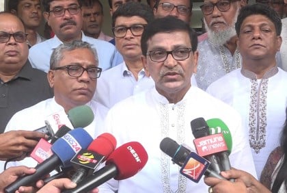 চাপ-অস্বস্তি থাকলেও যথাসময়েই নির্বাচন হবে : হানিফ