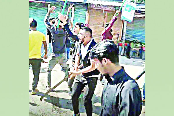 মনোনয়নপত্র দাখিলে সংঘর্ষ