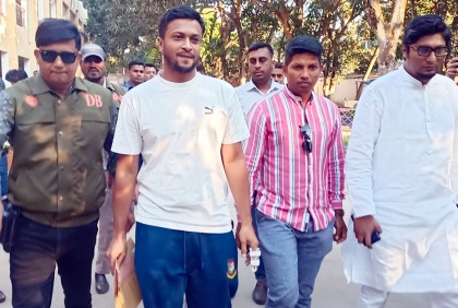 নির্বাচনী আচরণবিধি লঙ্ঘন, শোকজের জবাব দিলেন সাকিব