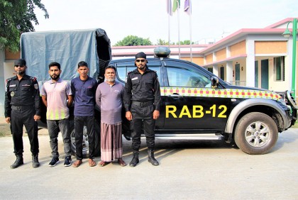 সিরাজগঞ্জে হত্যা মামলার তিন আসামি গ্রেফতার

