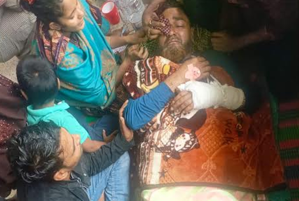 যুবলীগ কর্মীকে কুপিয়ে জখম, আওয়ামী লীগের ৮ নেতাকর্মীর বিরুদ্ধে মামলা
