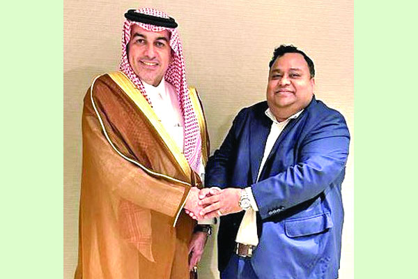 সৌদি উপমন্ত্রীর সঙ্গে ড. চৌধুরী নাফিজ সরাফাতের বৈঠক