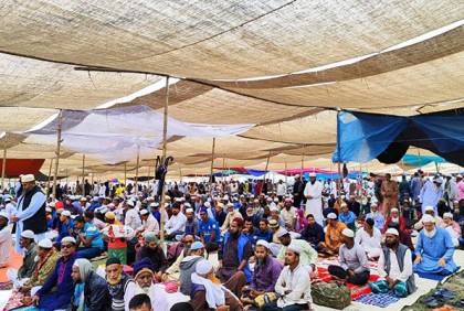 সিরাজগঞ্জে যমুনা পাড়ে আঞ্চলিক ইজতেমা শুরু