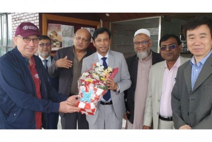 এফএও প্রতিনিধি দলের ব্রি পরিদর্শন