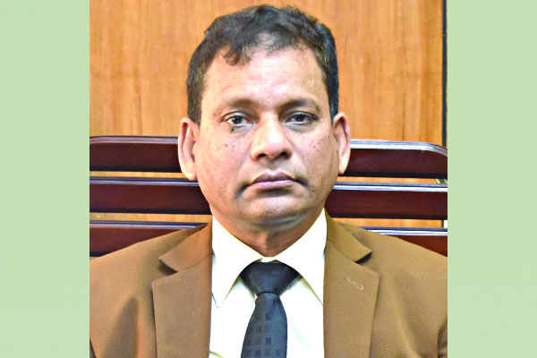 উদ্বিগ্ন হবেন না, আমরা শিক্ষার্থীদের প্রতিপক্ষ নই
