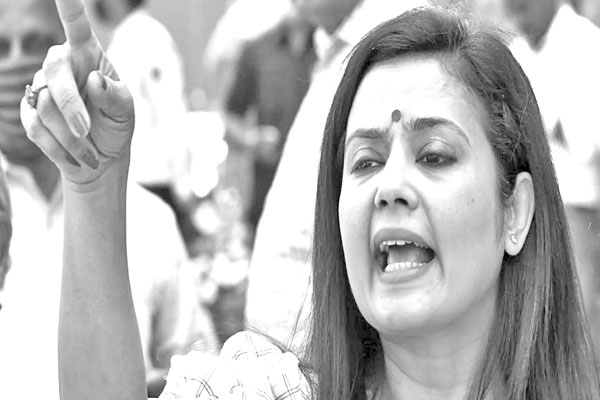 তৃণমূল নেত্রী মহুয়া মৈত্রর সংসদ সদস্য পদ খারিজ