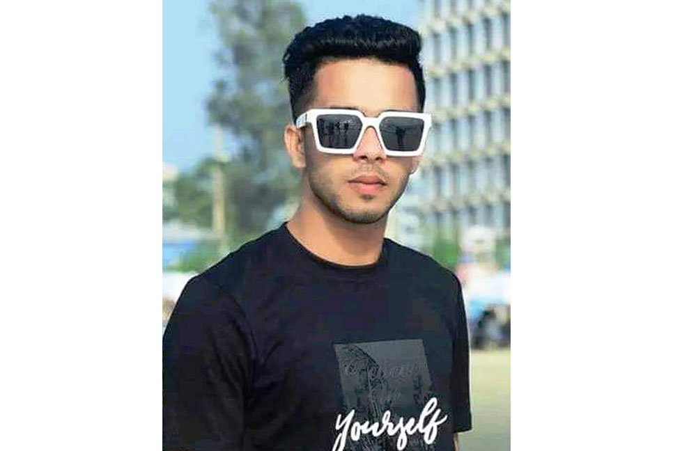 কাপাসিয়ায় সড়ক দুর্ঘটনায় কলেজশিক্ষার্থী নিহত