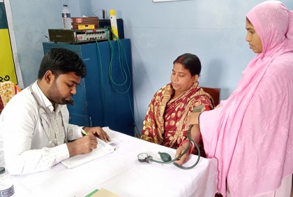 মাগুরায় বিজয় দিবস উপলক্ষে ফ্রি মেডিকেল ক্যাম্প