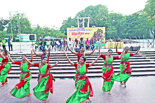 বিজয় উৎসব শুরু