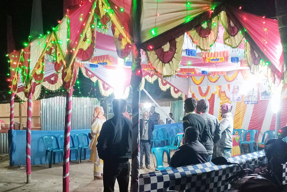 ঝিনাইদহে নৌকা প্রার্থীর দুই কার্যালয় অপসারণ