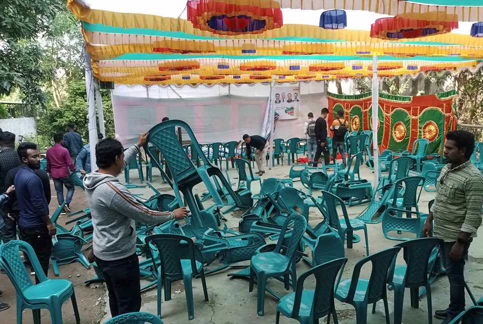 পাবনায় জেলা ছাত্রলীগের বর্ধিত সভায় হামলা, ভাঙচুর