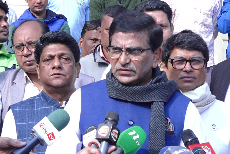 যেভাবে সন্ত্রাস করছে এভাবে চললে বিএনপি বিলুপ্ত হয়ে যাবে : হানিফ
