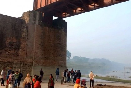 নাটোরের বাগাতিপাড়া থেকে অজ্ঞাত যুবকের মরদেহ উদ্ধার