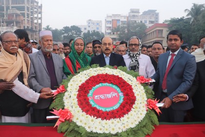 চাঁদপুরে বীর শহীদদের প্রতি সর্বস্তরের জনগণের শ্রদ্ধা