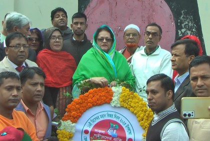 সিরাজগঞ্জে বিজয় দিবসে বিএনপির শ্রদ্ধা