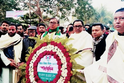 পরশুরামে বিলোনিয়া স্মৃতিসৌধে আলাউদ্দিন নাসিমের শ্রদ্ধা