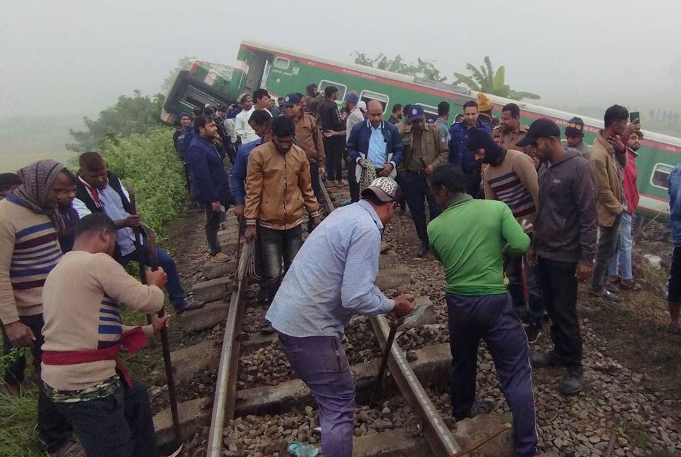 গাজীপুরে রেললাইন কেটে নাশকতার ঘটনায় কাউন্সিলরসহ গ্রেপ্তার ৭