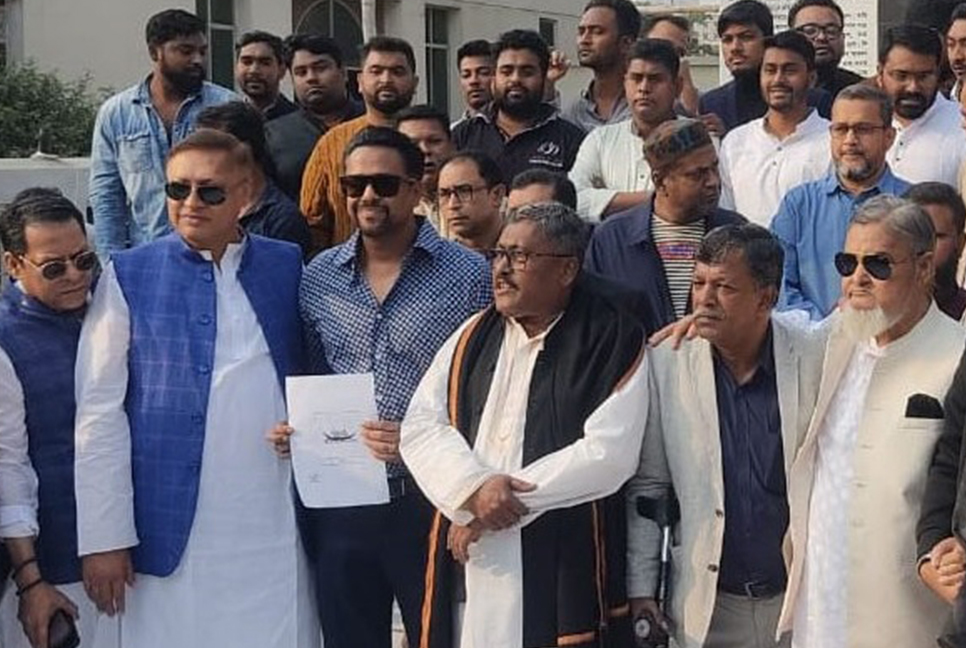 শামীম ওসমানের প্রতীক গ্রহণ করলেন ছেলে অয়ন ওসমান