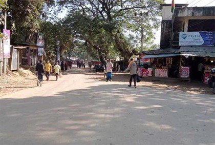 খাগড়াছড়িতে ইউপিডিএফের সকাল-সন্ধ্যা অবরোধ চলছে