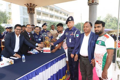 চুয়াডাঙ্গায় বিজয় দিবস উপলক্ষে পুলিশ সুপার কাপ কাবাডি প্রতিযোগিতা অনুষ্ঠিত 

