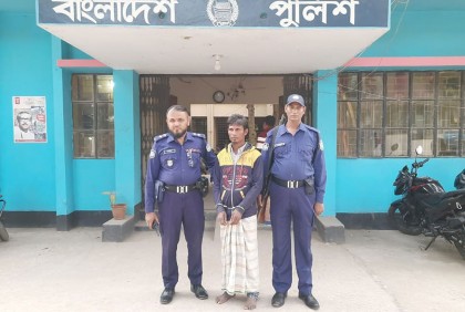 কন্যা শিশুকে ধর্ষণের অভিযোগে বাবা আটক

