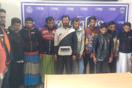 বাগেরহাটে ছিনতাই চক্রের ৯ সদস্য গ্রেফতার


