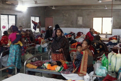 ঠাকুরগাঁওয়ে শীতের সাথে বাড়ছে ঠান্ডাজনিত রোগীর সংখ্যা
