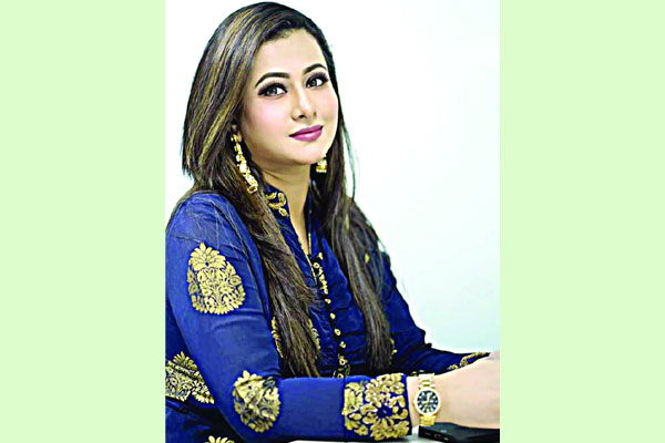 প্রতীক্ষায় পূর্ণিমা...