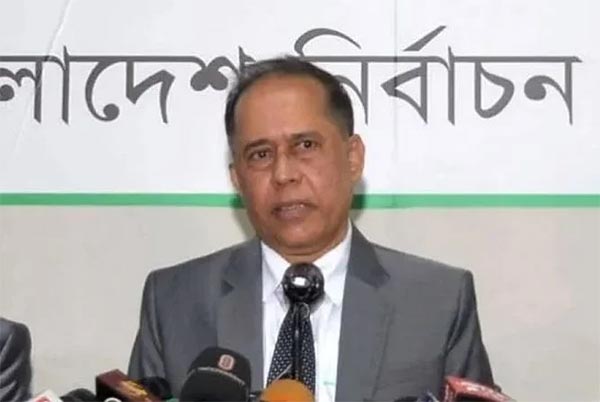 ভোটারদেরই ভোট দিতে হবে, অন্য কেউ দিয়ে দেবে এটা হবে না: সিইসি